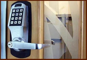 Vancouver Expert Locksmith Vancouver, WA 360-667-3285 - 10-63-commercial-lock