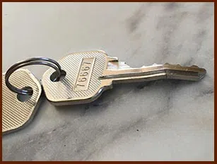 Vancouver Expert Locksmith Vancouver, WA 360-667-3285 - 14-63-broken-key